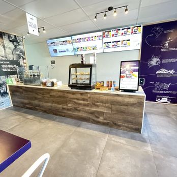 Acai Republic - Ordering area - Juice Bars & Smoothies Near Me - Baldwin Park, California