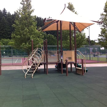 Memorial Park - Lower Park - Tennis Near Me - Wilsonville, Oregon