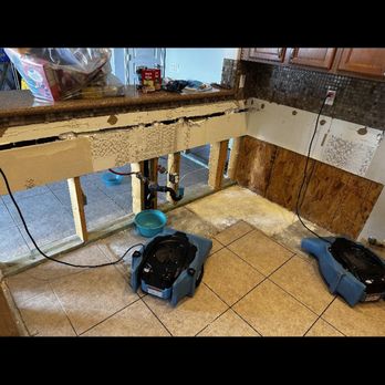 EcoDry Restoration - How the kitchen has been for 7 weeks (minus the fans) - Damage Restoration Near Me - Chandler, Arizona EcoDry Restoration - How the kitchen has been for 7 weeks (minus the fans) - Damage Restoration Near Me - Chandler, Arizona
