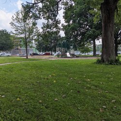 Baxter Square Park - Baxter Square Park, Louisville