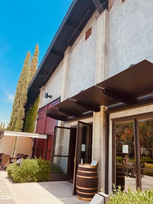 Orin Swift Cellars by null