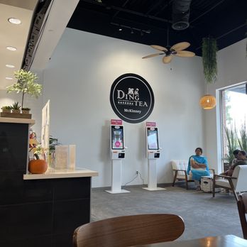 Ding Tea - McKinney - Main entrance area (dining area as well) - Bubble Tea Near Me - McKinney, Texas