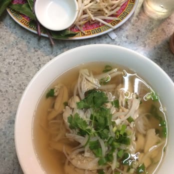Pho Kapahulu - Pho ga - Vietnamese Near Me - Honolulu, Hawaii Pho Kapahulu - Pho ga - Vietnamese Near Me - Honolulu, Hawaii