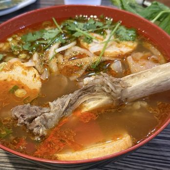 Pho Truc Xanh - Bun bo hue w/ beef rib - Vietnamese Near Me - Vista, California Pho Truc Xanh - Bun bo hue w/ beef rib - Vietnamese Near Me - Vista, California