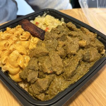 Tev's kitchen - Goat curry - Soul Food Near Me - Los Angeles, California Tev's kitchen - Goat curry - Soul Food Near Me - Los Angeles, California