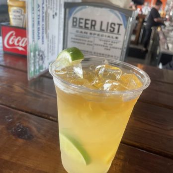 Capt Max’s Bar & Grill - Bars Near Me - Panama City, Florida
