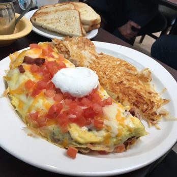 Breakers Breakfast, Brunch & Lunch - Meaty Omelete - Breakfast & Brunch Near Me - Pacifica, California Breakers Breakfast, Brunch & Lunch - Meaty Omelete - Breakfast & Brunch Near Me - Pacifica, California