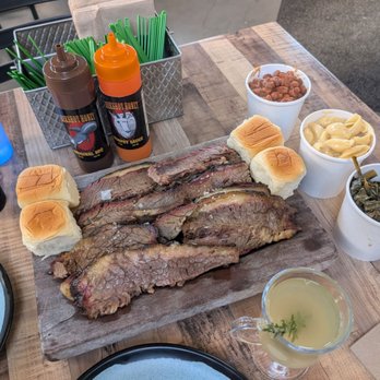 Buckshot Honey - 2lb meal; brisket and 3 large sides of greens, mac, and beans. + 2 rolls. - Barbeque Near Me - Snoqualmie, Washington