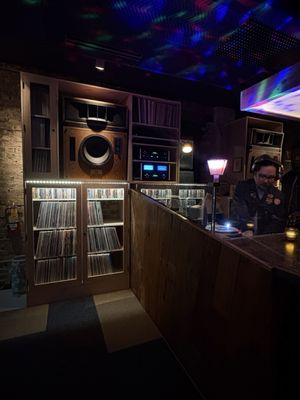 Parachute HiFi by null