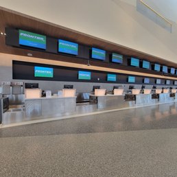 No agents to assist and we are now 1.5 hrs before the flight. We had arrived 2.5 hrs before the flight