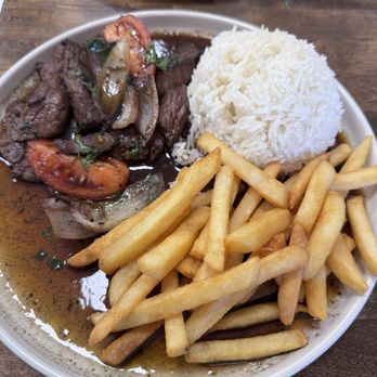 QATA Peruvian Cuisine - Bowl 1 - Lomo Saltado - Peruvian Near Me - Centreville, Virginia
