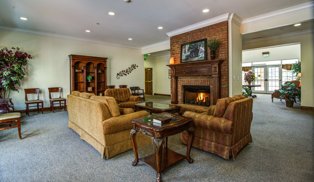 OAKS AT ELLIJAY 114 Penland St, Ellijay, Assisted Living