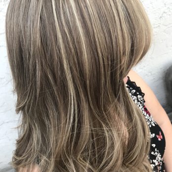 Ray of Light Salon - Hair Salons Near Me - Holmes, Pennsylvania