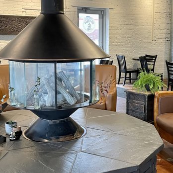 Lake and Bryant Cafe - Fireplace to perch by - Breakfast & Brunch Near Me - Minneapolis, Minnesota Lake and Bryant Cafe - Fireplace to perch by - Breakfast & Brunch Near Me - Minneapolis, Minnesota