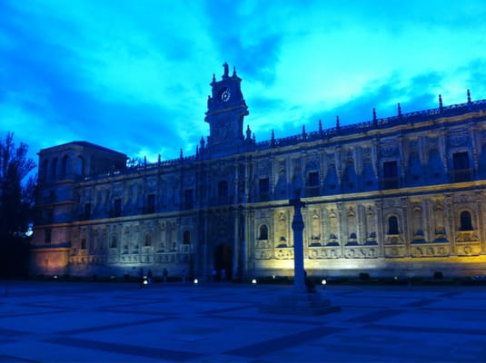 Parador de León by null
