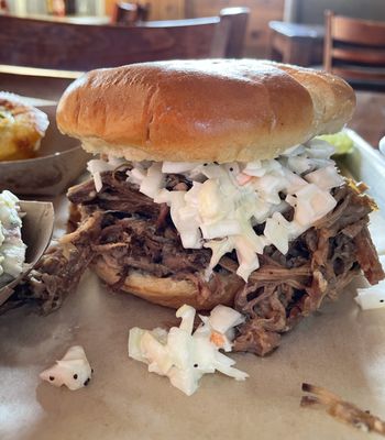 Woodyard Bar-B-Que by null