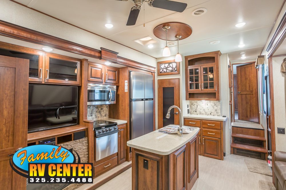 Family RV Center, Sweetwater Roadtrippers