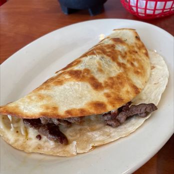 El Paraiso - Grilled Steak Quesadilla - Mexican Near Me - Plainfield, Indiana