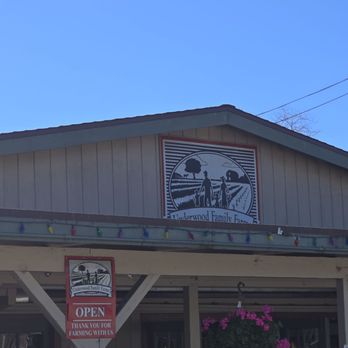 Underwood Farm Market - Fruits & Veggies Near Me - Somis, California Underwood Farm Market - Fruits & Veggies Near Me - Somis, California