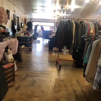 DR Consignments - Used, Vintage & Consignment Near Me - West Plains, Missouri
