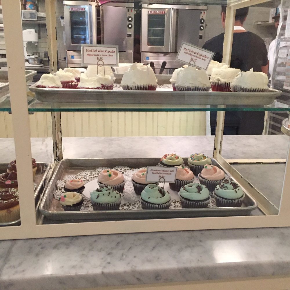 Magnolia Bakery - Bakeries Near Me - Chicago, Illinois Magnolia Bakery - Bakeries Near Me - Chicago, Illinois