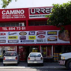 Ferretería Camino - Fachada