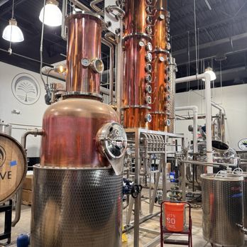 Twelve 33 Distillery - Bonnie & Clyde, their distilling setup - Distilleries Near Me - Little River, South Carolina Twelve 33 Distillery - Bonnie & Clyde, their distilling setup - Distilleries Near Me - Little River, South Carolina