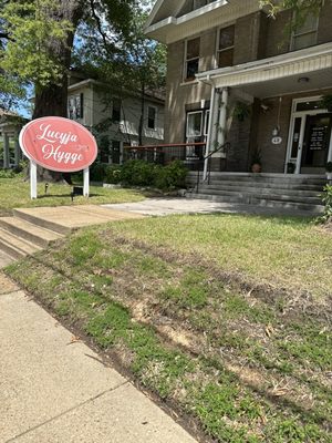 Lucyja Hygge by null