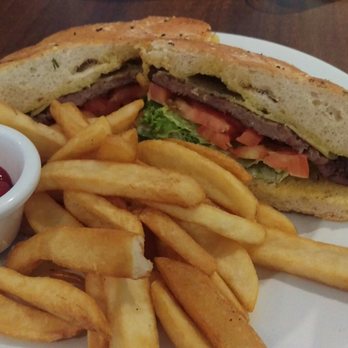 Waterview - Dooleys at Silverwater - Steak sandwich - Restaurants Near Me - Silverwater, NSW