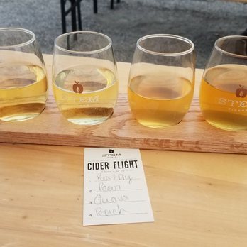 Acreage - Flight of cider - Cideries Near Me - Lafayette, Colorado Acreage - Flight of cider - Cideries Near Me - Lafayette, Colorado