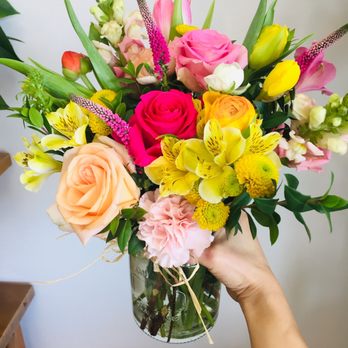 Bloom In Box - Veronica arrangement - Florists Near Me - La Palma, California