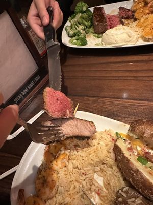 LongHorn Steakhouse by null