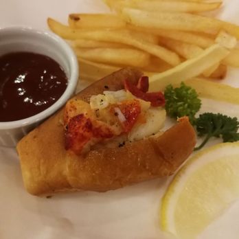 Mamou 3 - Mamou 3 Lobster Roll - American Near Me - Pasig, NCR