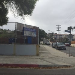 Point Fermin Elementary School - School marquee.