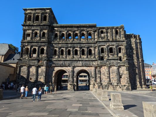 Porta Nigra by null