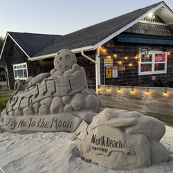 North Beach Tavern - We love a sand sculpture!