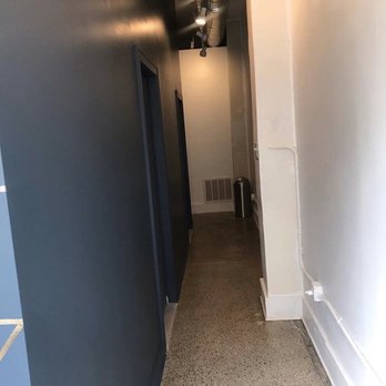 Skin Care For Gents - Hallway - Hair Removal Near Me - Chicago, Illinois Skin Care For Gents - Hallway - Hair Removal Near Me - Chicago, Illinois