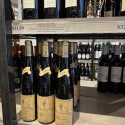 Bin 604 Wine + Spirits - Pinot noir