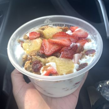 Sunny Side Up Deli & Grill - American Near Me - Redondo Beach, California