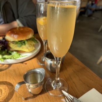 The Peach - Guava Mimosa - Breakfast & Brunch Near Me - Oakland, California