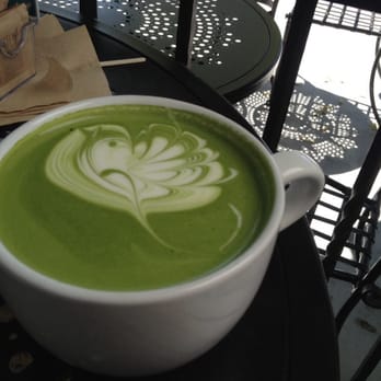 Urth Caffé-Pasadena - Green tea latte sidewalk style - Cafes Near Me - Pasadena, California Urth Caffé-Pasadena - Green tea latte sidewalk style - Cafes Near Me - Pasadena, California
