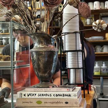 Linnaea's Cafe - The decor at the counter. - Coffee & Tea Near Me - San Luis Obispo, California