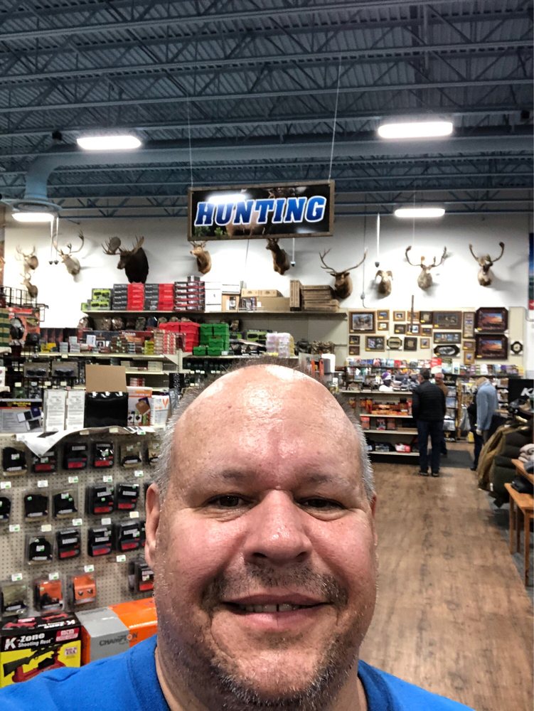 BOB WARD’S SPORTS & OUTDOORS 10 Photos & 35 Reviews Outdoor Gear