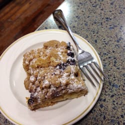 Laveggio Roasteria - Blueberry crumb cake - perfection