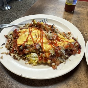 Kelly's Big Burger - The everything hashbrowns - Diners Near Me - Clarksville, Tennessee