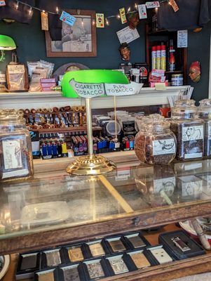 Schmidt’s Tobacco & Trading Co. by null
