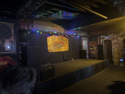 Capt Tony’s Saloon by null