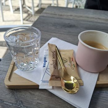 Mia Gelateria - Ice Cream & Frozen Yogurt Near Me - Wiesbaden, HE Mia Gelateria - Ice Cream & Frozen Yogurt Near Me - Wiesbaden, HE
