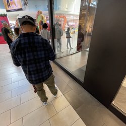 Store is only letting one person in at a time. Doesn't have a line for ADA! Very ADA and friendly!