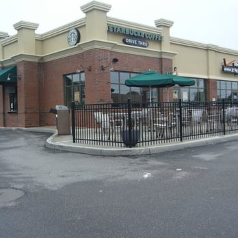 Starbucks - Coffee & Tea Near Me - Warwick, Rhode Island